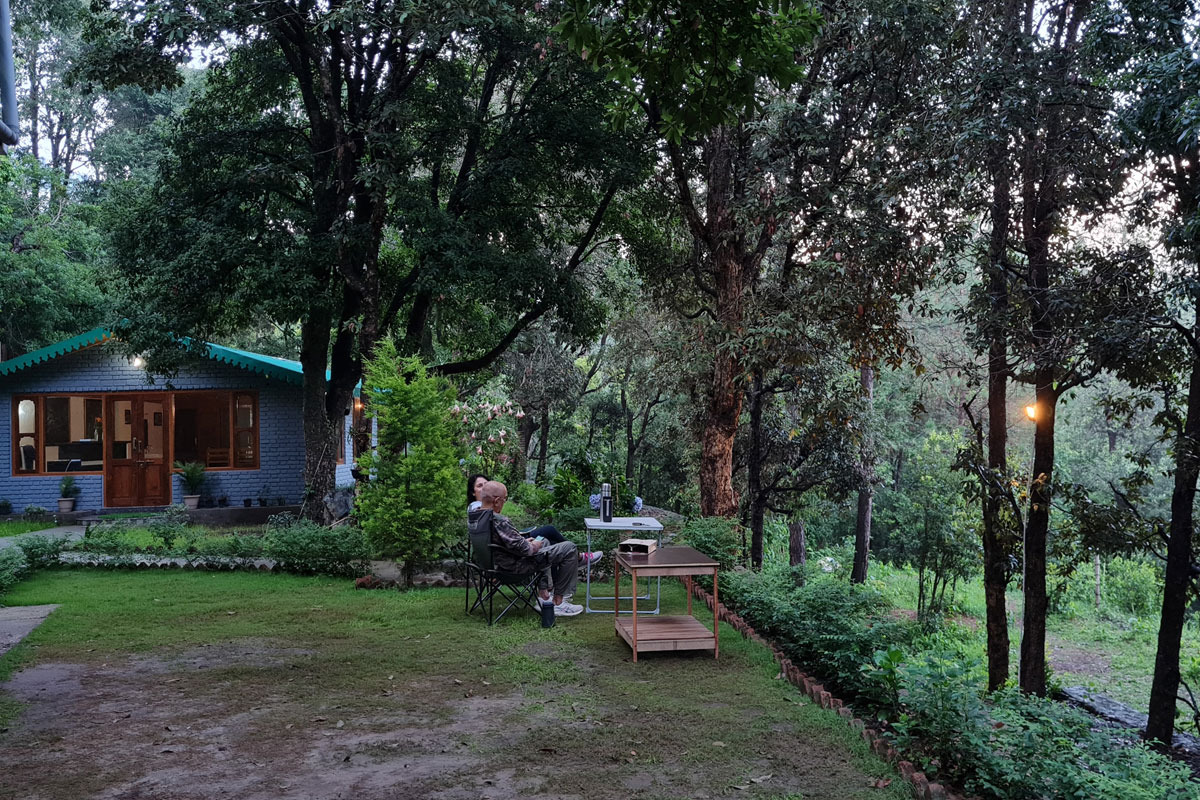 guest-enjoy-nature-view